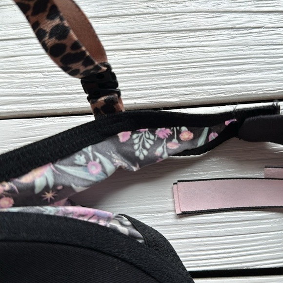 NWT Victorias Secret Push Up Bra Floral size 32DD - Picture 4 of 5